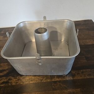 Vtg Comet Square Angel Food Cake Pan Aluminum 2 Pc Bundt Tube Cooling Leg Feet